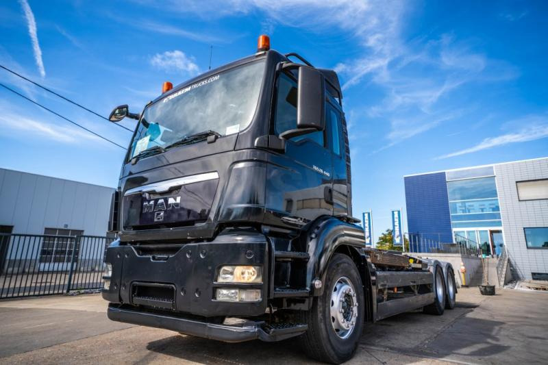 MAN TGS 26.440 BL - 6X4 - Camion ampliroll: photos 1 MAN TGS 26.440 BL - 6X4 - Camion ampliroll: photos 1