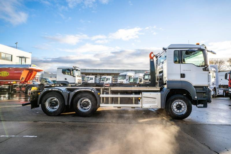MAN TGS 33.470 BL - 64 456 KM - Camion ampliroll: photos 3 MAN TGS 33.470 BL - 64 456 KM - Camion ampliroll: photos 3