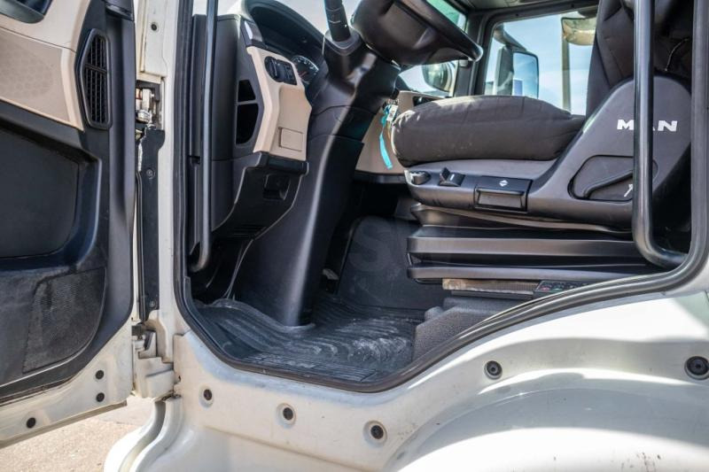 Camion plateau, Camion grue MAN TGS 35.420 BL-8x4-4+HIAB 188 E-2: photos 7