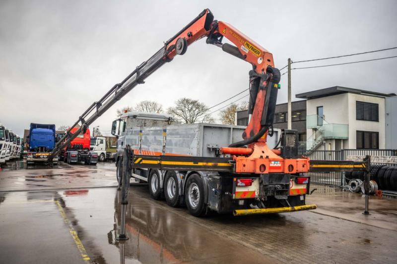 MAN TGS 35.440 BL - PK 33002/8xhydr. - Camion plateau, Camion grue: photos 5 MAN TGS 35.440 BL - PK 33002/8xhydr. - Camion plateau, Camion grue: photos 5