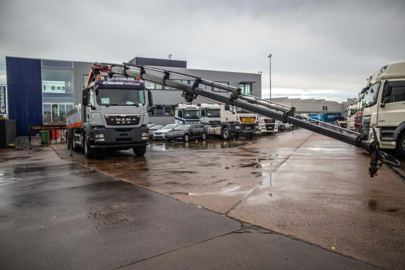 MAN TGS 35.440 BL - PK 33002/8xhydr. - Camion plateau, Camion grue: photos 1 MAN TGS 35.440 BL - PK 33002/8xhydr. - Camion plateau, Camion grue: photos 1