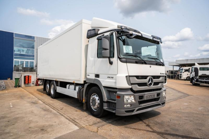 Mercedes ACTROS 2636 LL-MP3 - Camion fourgon: photos 2 Mercedes ACTROS 2636 LL-MP3 - Camion fourgon: photos 2