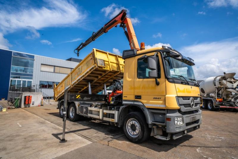 Mercedes ACTROS 2641-MP3-6x2-4+ PK 18 T/m/3XHydr. - Camion benne, Camion grue: photos 2 Mercedes ACTROS 2641-MP3-6x2-4+ PK 18 T/m/3XHydr. - Camion benne, Camion grue: photos 2
