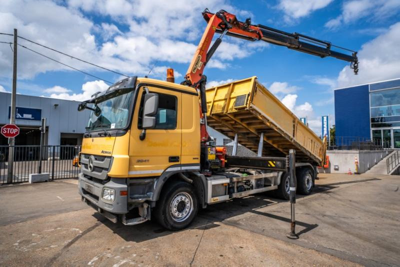 Mercedes ACTROS 2641-MP3-6x2-4+ PK 18 T/m/3XHydr. - Camion benne, Camion grue: photos 1 Mercedes ACTROS 2641-MP3-6x2-4+ PK 18 T/m/3XHydr. - Camion benne, Camion grue: photos 1
