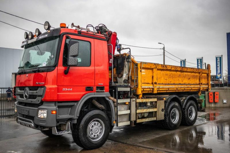 Mercedes ACTROS 3344 AK - HMF1643 Z2 - Camion benne, Camion grue: photos 1 Mercedes ACTROS 3344 AK - HMF1643 Z2 - Camion benne, Camion grue: photos 1