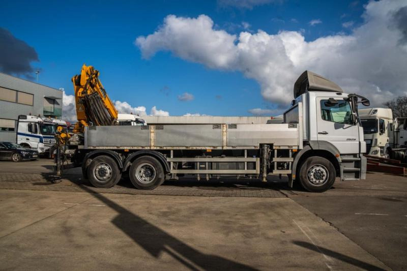 Mercedes AXOR 2529 L - EFFER 250/4S+JIB - Camion plateau, Camion grue: photos 3 Mercedes AXOR 2529 L - EFFER 250/4S+JIB - Camion plateau, Camion grue: photos 3