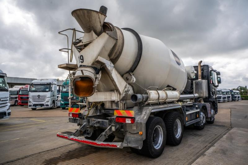 Renault C430 - LIEBHERR 9M3-BELGIUM TRUCK - Camion malaxeur: photos 4 Renault C430 - LIEBHERR 9M3-BELGIUM TRUCK - Camion malaxeur: photos 4