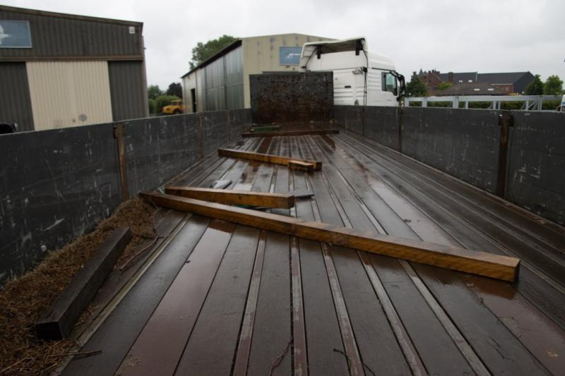 Renders ROC12.18 - X STEERING/GELENKT/GESTUURD - Semi-remorque plateau: photos 5 Renders ROC12.18 - X STEERING/GELENKT/GESTUURD - Semi-remorque plateau: photos 5