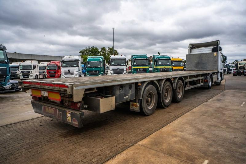 SYSTEM TRAILERS SYSTEM TRAILERS GSPRS27 - Semi-remorque plateau: photos 4 SYSTEM TRAILERS SYSTEM TRAILERS GSPRS27 - Semi-remorque plateau: photos 4