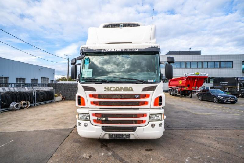 Scania P320 - THERMOKING T-1000R - Camion frigorifique: photos 3 Scania P320 - THERMOKING T-1000R - Camion frigorifique: photos 3