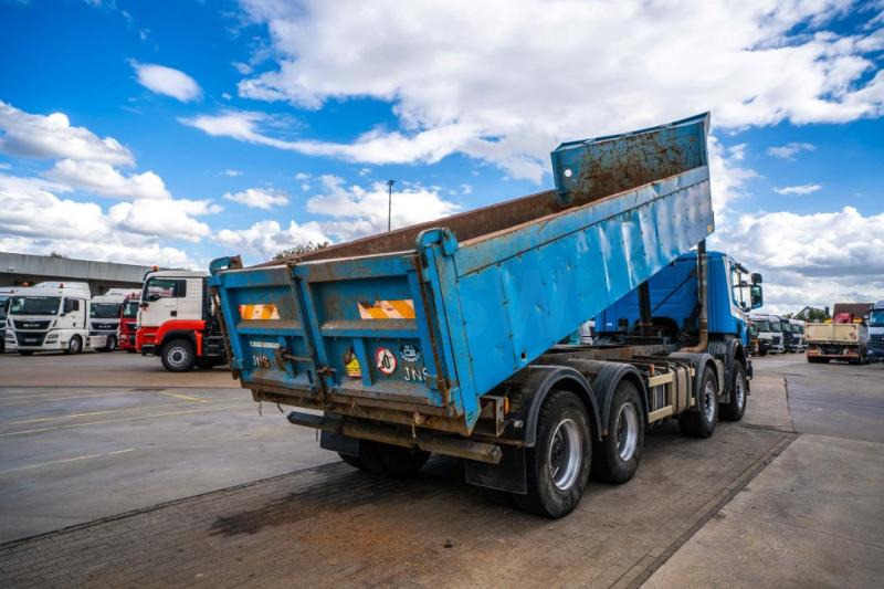 Scania P380 - Camion benne: photos 4 Scania P380 - Camion benne: photos 4