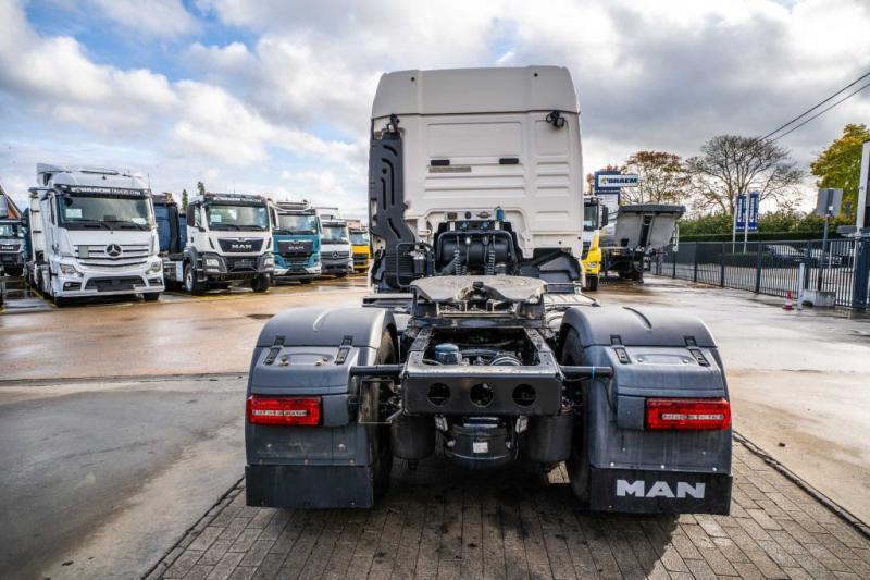 MAN TGX 18.470 XLX BLS+HYDR. - Tracteur routier: photos 5 MAN TGX 18.470 XLX BLS+HYDR. - Tracteur routier: photos 5