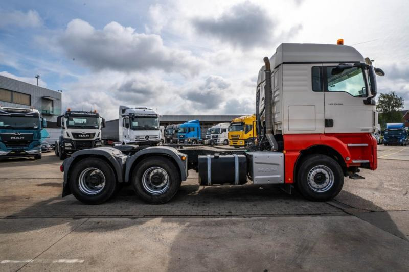 MAN TGX 33.560 XLX BLS+BIG AXLES+INTARDER - Tracteur routier: photos 3 MAN TGX 33.560 XLX BLS+BIG AXLES+INTARDER - Tracteur routier: photos 3