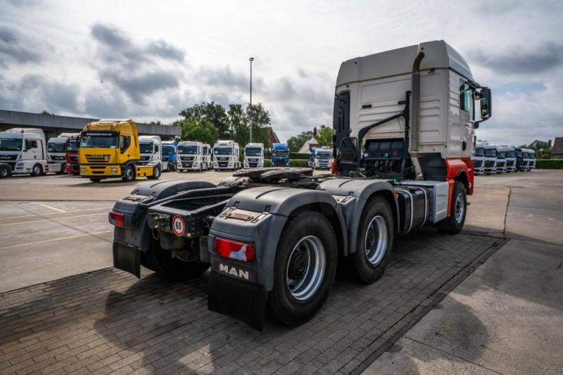 MAN TGX 33.560 XLX BLS+BIG AXLES+INTARDER - Tracteur routier: photos 4 MAN TGX 33.560 XLX BLS+BIG AXLES+INTARDER - Tracteur routier: photos 4