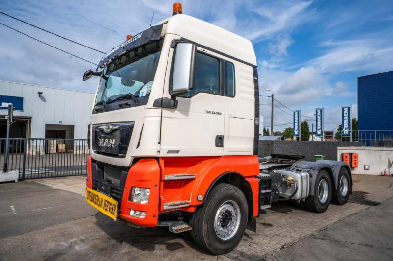 MAN TGX 33.560 XLX BLS+BIG AXLES+INTARDER - Tracteur routier: photos 1 MAN TGX 33.560 XLX BLS+BIG AXLES+INTARDER - Tracteur routier: photos 1