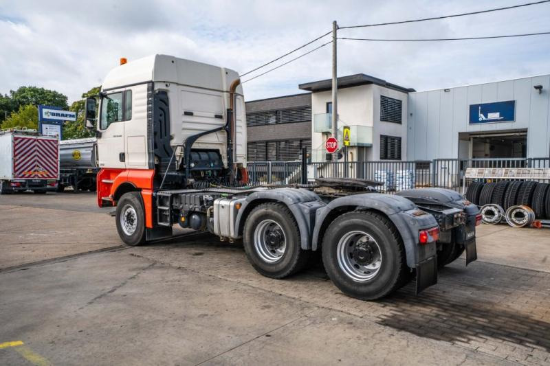 MAN TGX 33.560 XLX BLS+BIG AXLES+INTARDER - Tracteur routier: photos 5 MAN TGX 33.560 XLX BLS+BIG AXLES+INTARDER - Tracteur routier: photos 5