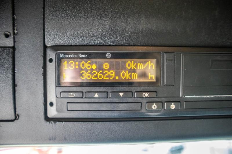 Tracteur routier Mercedes AROCS 1846 HAD + HYDR.: photos 8 Tracteur routier Mercedes AROCS 1846 HAD + HYDR.: photos 8