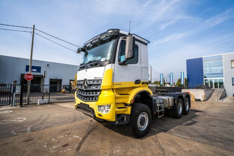Mercedes AROCS 3345 AS - Tracteur routier: photos 1 Mercedes AROCS 3345 AS - Tracteur routier: photos 1
