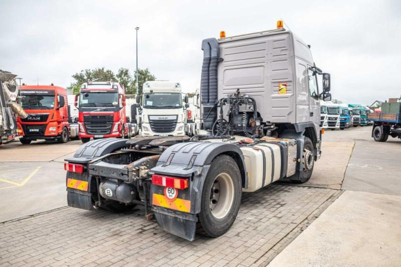 Volvo FM(FH) 420 GLOBE+KIPHYDR. - Tracteur routier: photos 3 Volvo FM(FH) 420 GLOBE+KIPHYDR. - Tracteur routier: photos 3