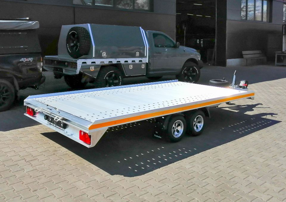 Besttrailers SONDA II ALU LED 3M - Remorque porte-voitures: photos 4 Besttrailers SONDA II ALU LED 3M - Remorque porte-voitures: photos 4