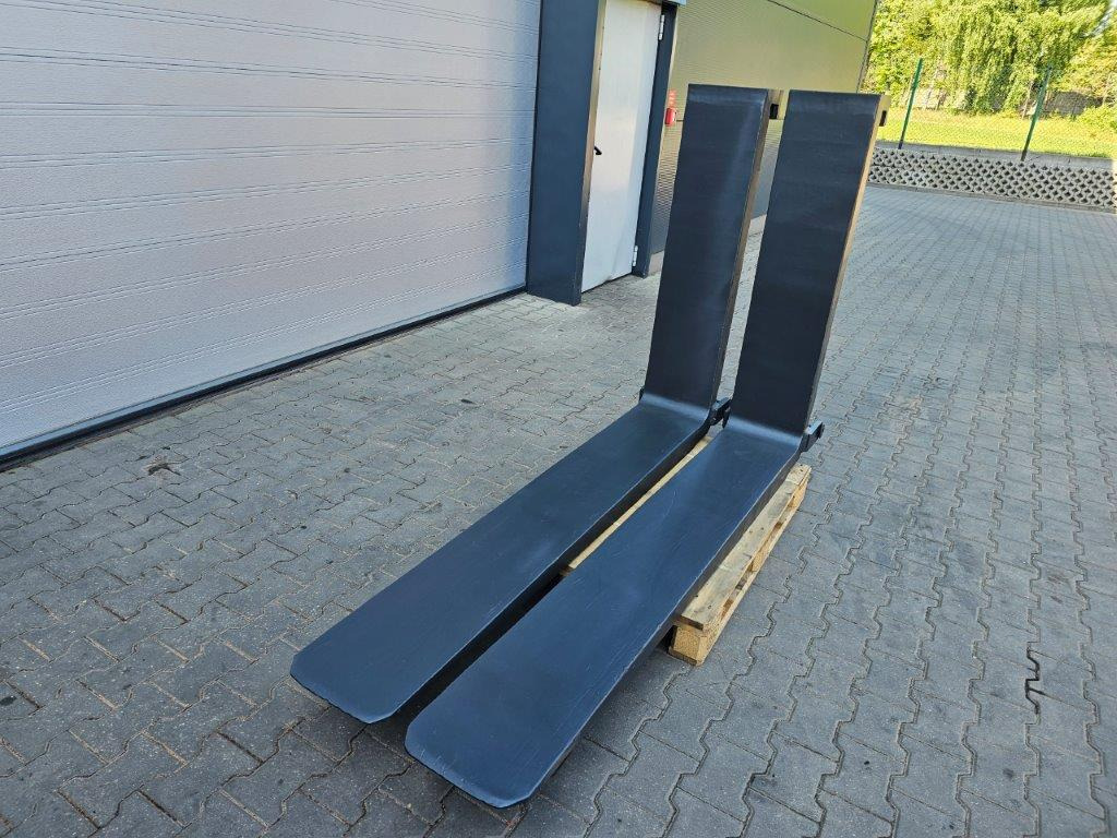 Scana Kalmar 16t - Fourches: photos 4 Scana Kalmar 16t - Fourches: photos 4