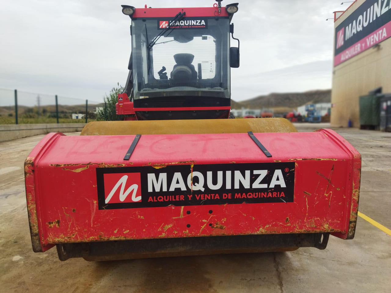 BOMAG BW216D5 - Compacteur à pieds de mouton/ Monocylindre: photos 3 BOMAG BW216D5 - Compacteur à pieds de mouton/ Monocylindre: photos 3