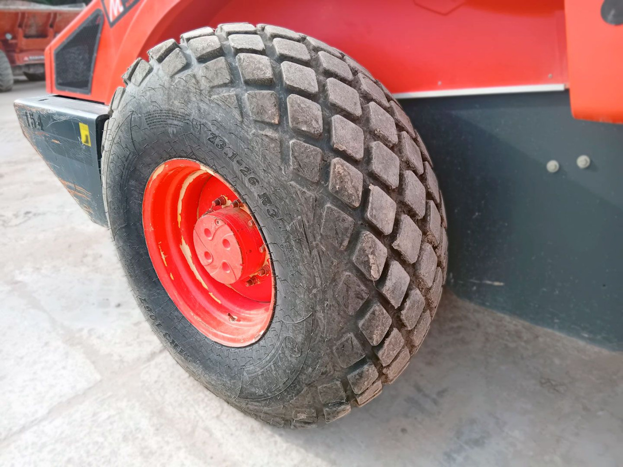 BOMAG BW219D4 - Compacteur à pieds de mouton/ Monocylindre: photos 4 BOMAG BW219D4 - Compacteur à pieds de mouton/ Monocylindre: photos 4