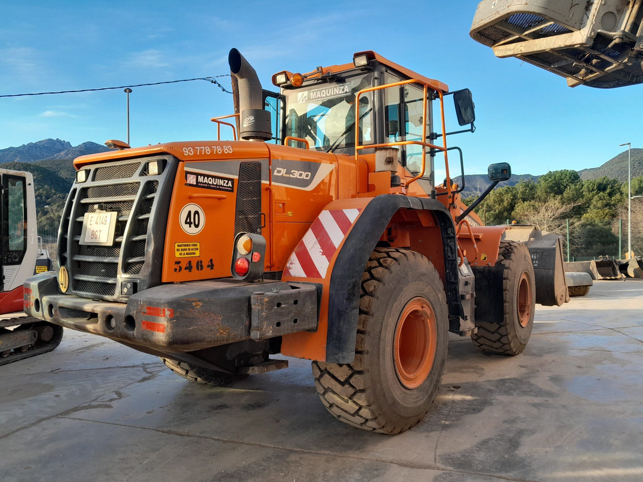 DOOSAN DL300 L/AUX - Chargeuse sur pneus: photos 5 DOOSAN DL300 L/AUX - Chargeuse sur pneus: photos 5