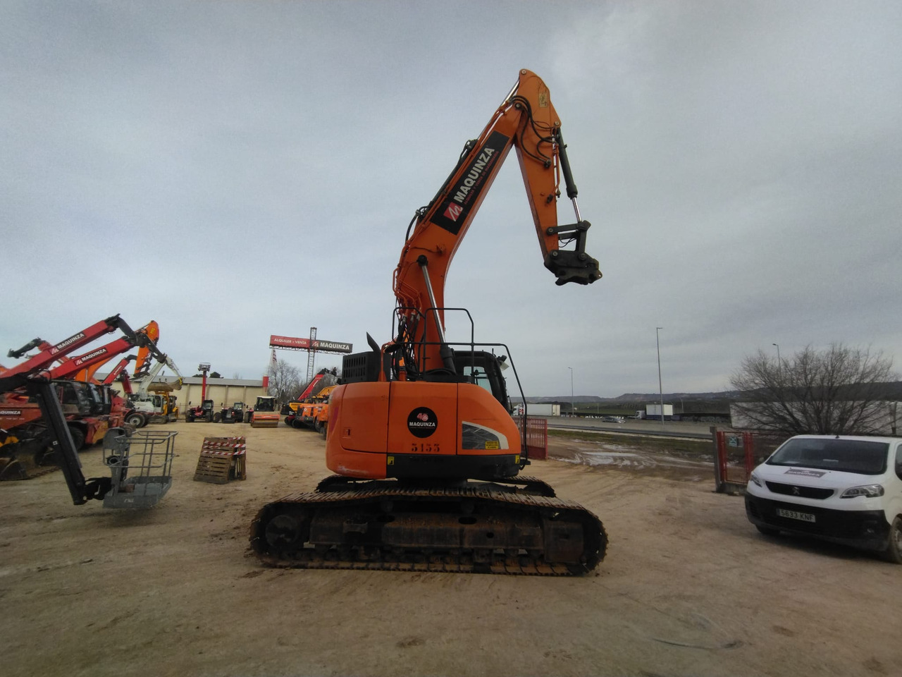 DOOSAN DX235LCR - Pelle sur chenille: photos 3 DOOSAN DX235LCR - Pelle sur chenille: photos 3