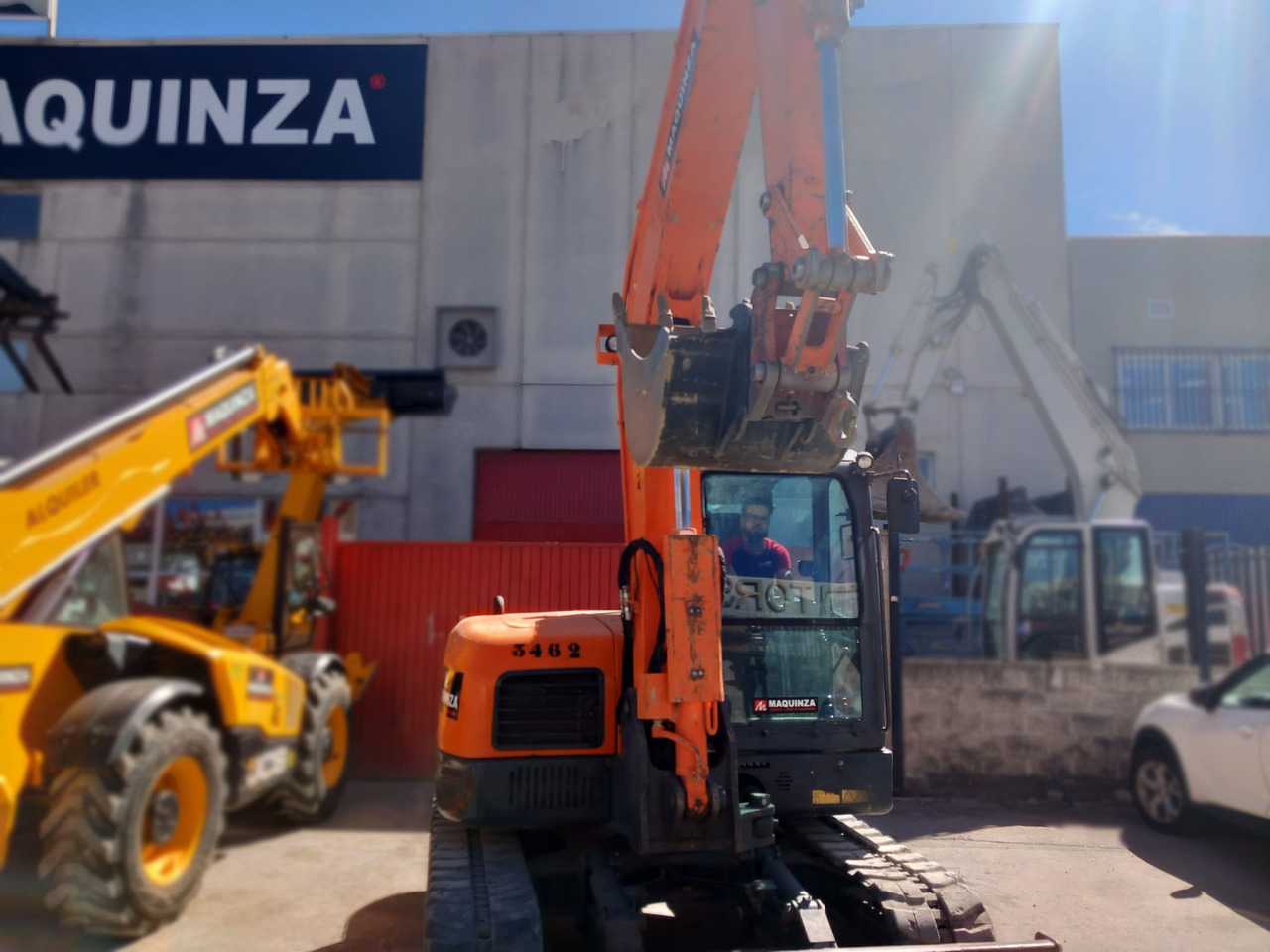DOOSAN DX85R-3 - Mini pelle: photos 4 DOOSAN DX85R-3 - Mini pelle: photos 4
