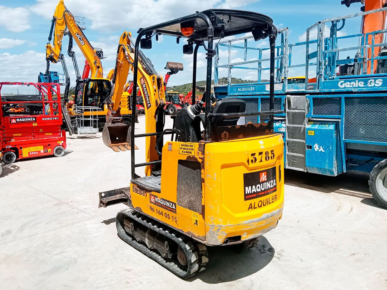 JCB 15C - Mini pelle: photos 4 JCB 15C - Mini pelle: photos 4