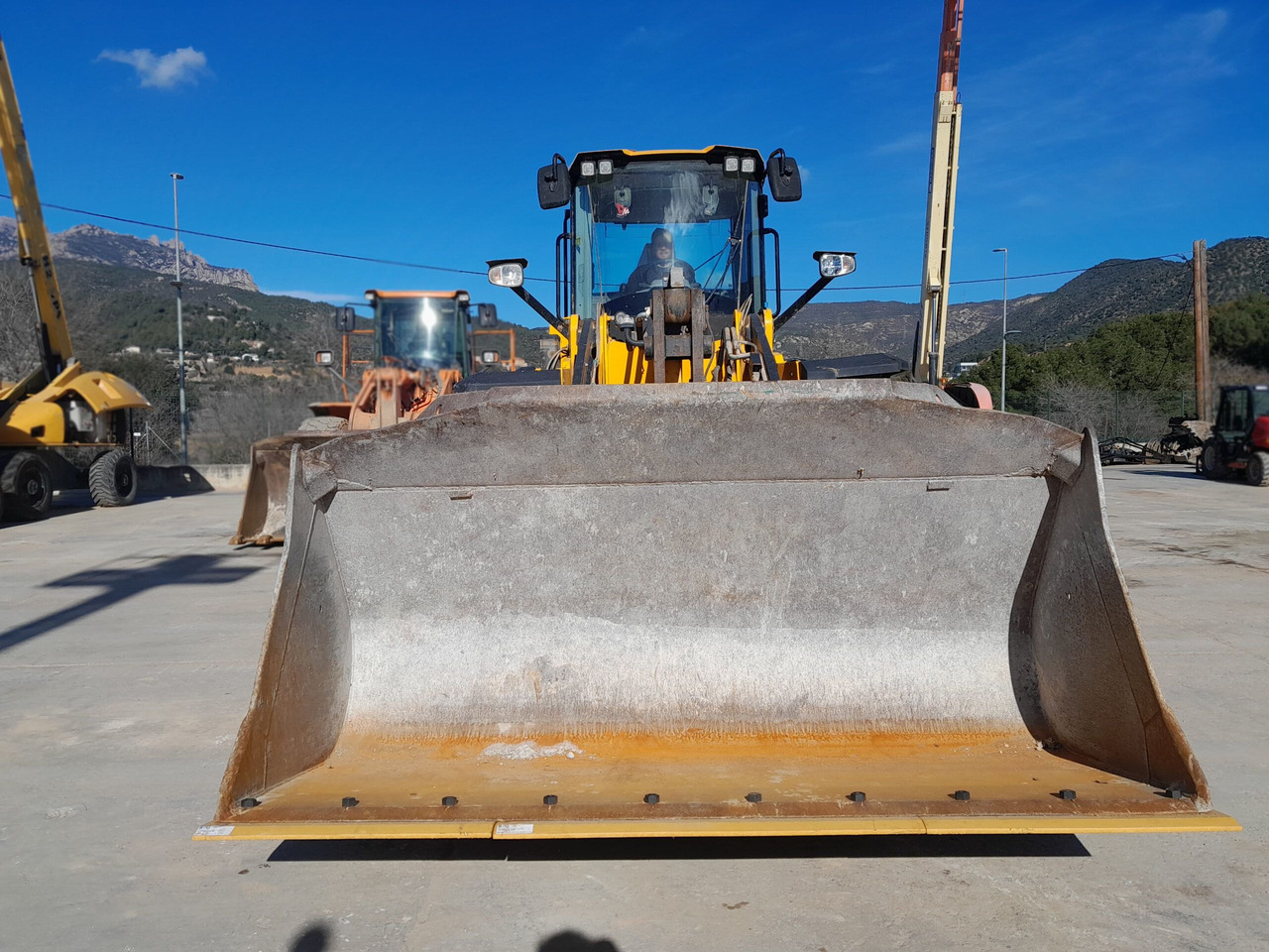 Chargeuse sur pneus JCB 457ZX: photos 6