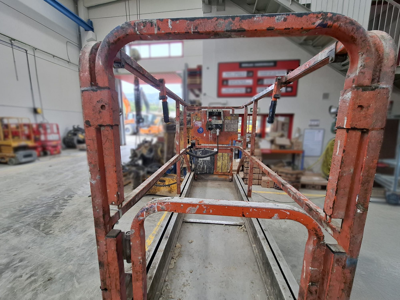 JLG 1930ES - Nacelle ciseaux: photos 4 JLG 1930ES - Nacelle ciseaux: photos 4