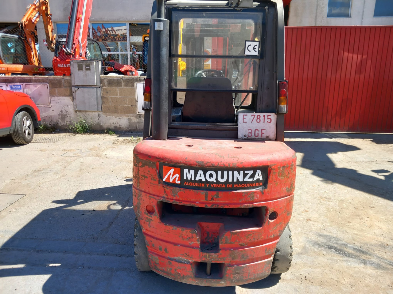 MANITOU CD25P - Chariot élévateur diesel: photos 4 MANITOU CD25P - Chariot élévateur diesel: photos 4