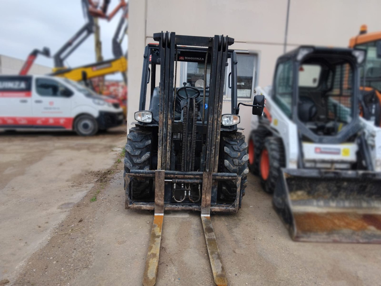 MANITOU MC18.4 D - Chariot élévateur diesel: photos 2 MANITOU MC18.4 D - Chariot élévateur diesel: photos 2
