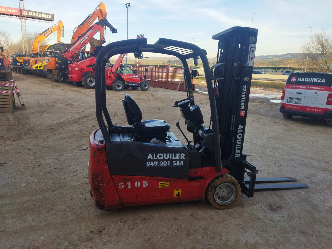 MANITOU ME320 - Chariot élévateur électrique: photos 4 MANITOU ME320 - Chariot élévateur électrique: photos 4