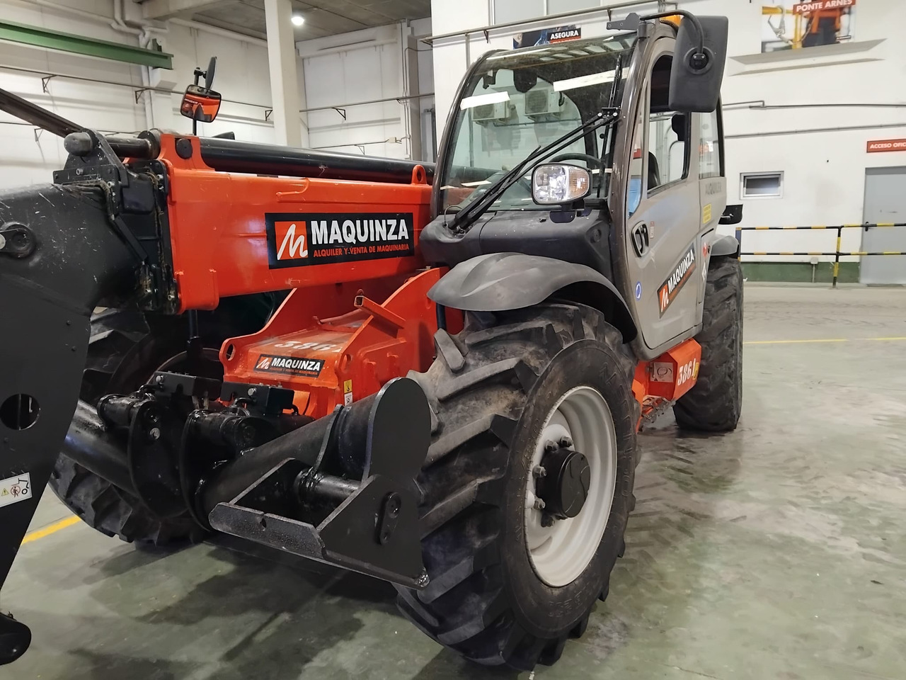 MANITOU MT1335 EASY - Chariot télescopique: photos 3 MANITOU MT1335 EASY - Chariot télescopique: photos 3