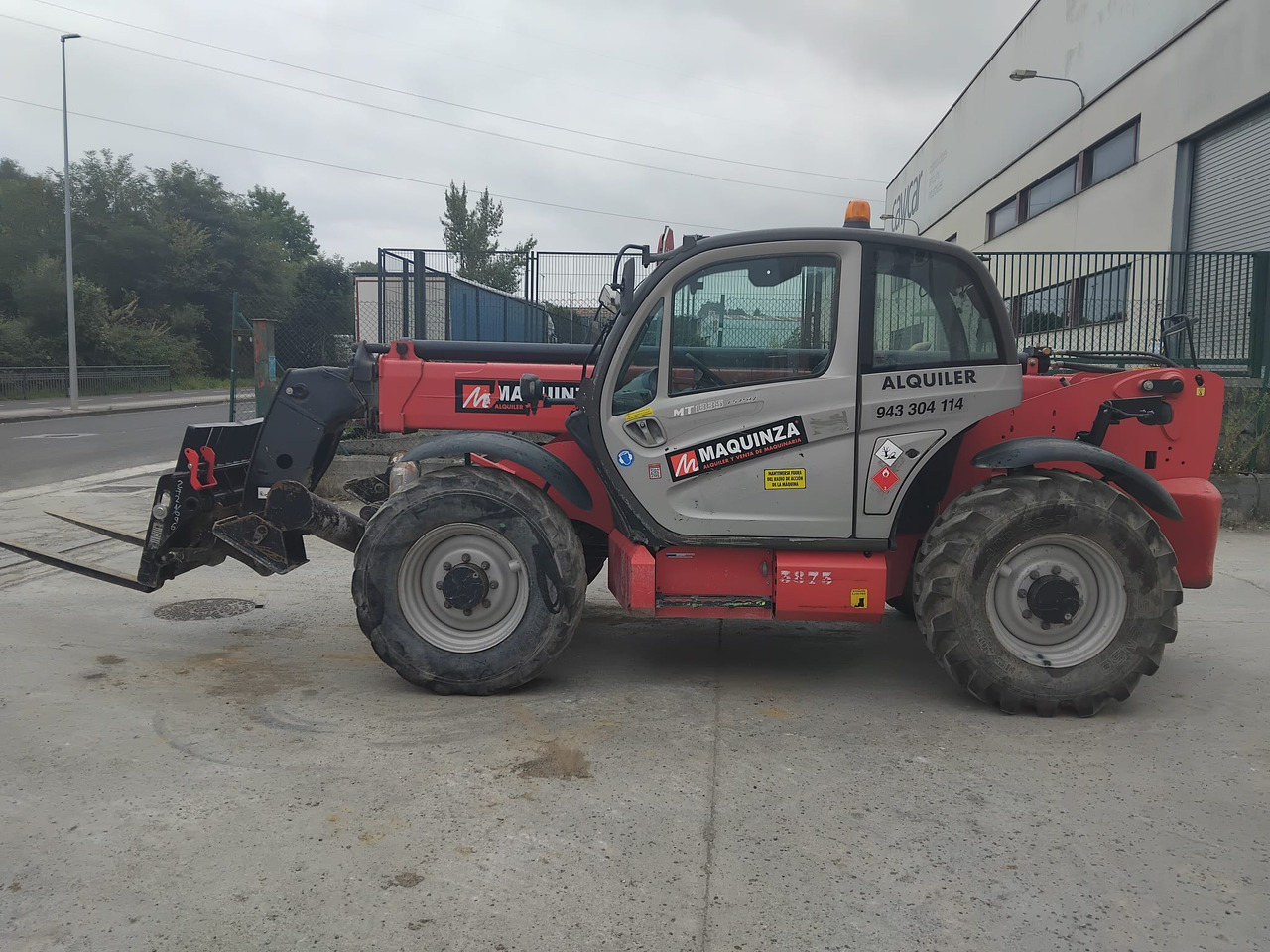 MANITOU MT1335 EASY - Chariot télescopique: photos 1 MANITOU MT1335 EASY - Chariot télescopique: photos 1