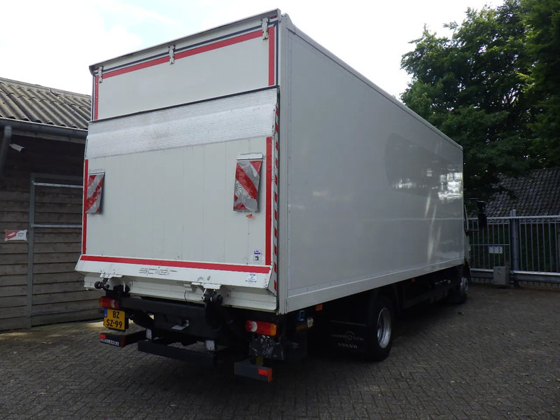 Volvo FL 12 240 Euro 5 EEV/ 6 Cil. - Camion fourgon: photos 3 Volvo FL 12 240 Euro 5 EEV/ 6 Cil. - Camion fourgon: photos 3