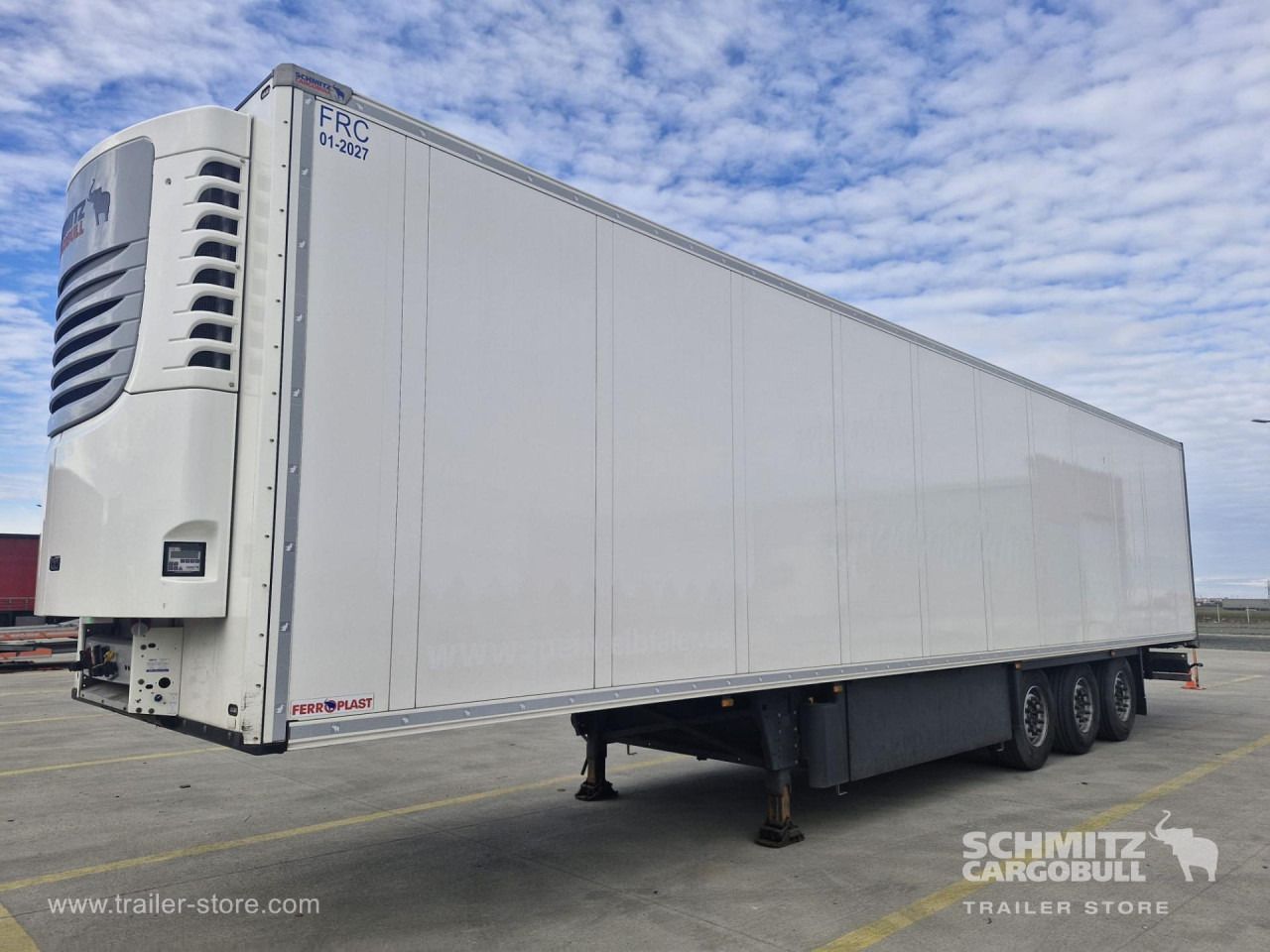 SCHMITZ Reefer Standard Double deck - Semi-remorque isothermique: photos 1 SCHMITZ Reefer Standard Double deck - Semi-remorque isothermique: photos 1