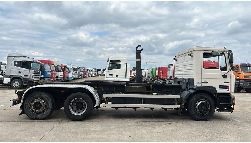 MAN 26.312 (6 CYLINDER / 6X2 / BELGIAN TRUCK IN GOOD CONDITION) - Châssis cabine: photos 4 MAN 26.312 (6 CYLINDER / 6X2 / BELGIAN TRUCK IN GOOD CONDITION) - Châssis cabine: photos 4