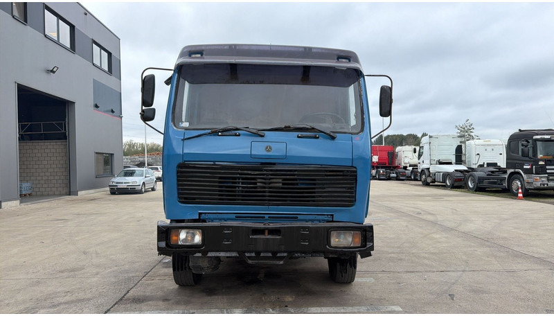 Mercedes-Benz SK 2626 (6X4 / GRAND PONT / LAMES / 14000 LITERS) - Camion hydrocureur: photos 2 Mercedes-Benz SK 2626 (6X4 / GRAND PONT / LAMES / 14000 LITERS) - Camion hydrocureur: photos 2