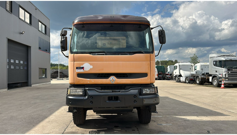 Renault Kerax 385 (POMPE MANUELLE / MANUAL PUMP / 6X4 / LAMES / GRAND PONT) - Camion benne: photos 2 Renault Kerax 385 (POMPE MANUELLE / MANUAL PUMP / 6X4 / LAMES / GRAND PONT) - Camion benne: photos 2