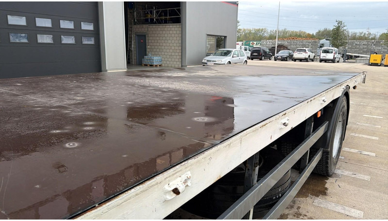 Camion plateau Renault Midlum 270 (18 TONNES / BOITE MANUELLE / MANUAL GEARBOX / GOOD CONDITION): photos 12 Camion plateau Renault Midlum 270 (18 TONNES / BOITE MANUELLE / MANUAL GEARBOX / GOOD CONDITION): photos 12