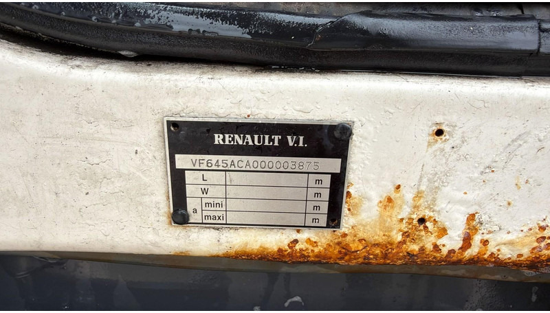 Camion plateau Renault Midlum 270 (18 TONNES / BOITE MANUELLE / MANUAL GEARBOX / GOOD CONDITION): photos 18 Camion plateau Renault Midlum 270 (18 TONNES / BOITE MANUELLE / MANUAL GEARBOX / GOOD CONDITION): photos 18