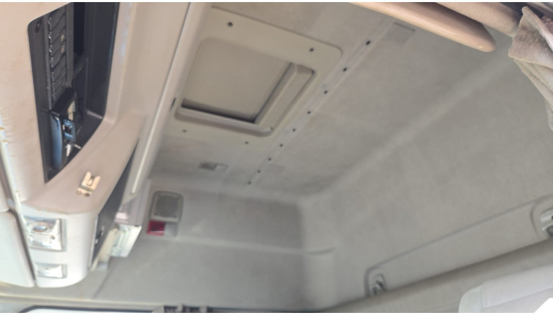 Châssis cabine Renault Premium 450 DXI (BOITE MANUELLE / MANUAL GEARBOX / 6X2 / LAMES DEVANT): photos 16