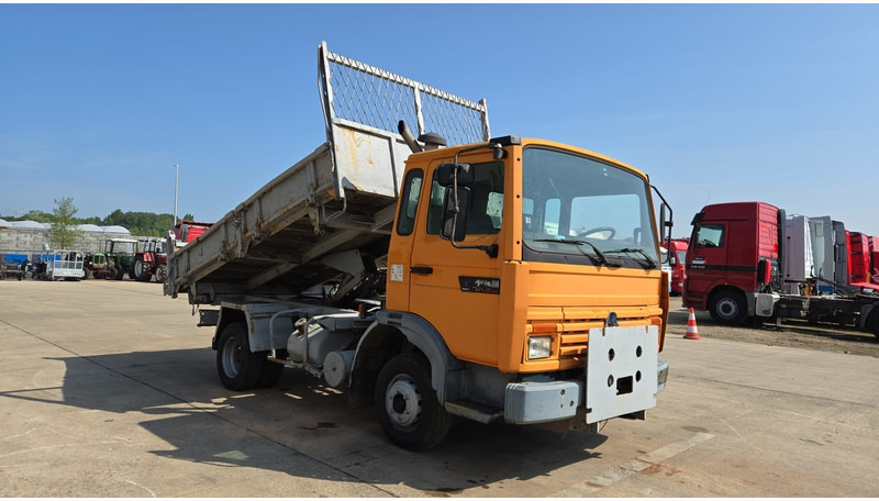 Renault S 150 (POMPE MANUELLE / LAMES / MANUAL PUMP) - Camion benne: photos 3 Renault S 150 (POMPE MANUELLE / LAMES / MANUAL PUMP) - Camion benne: photos 3