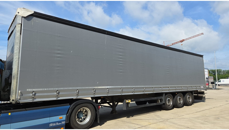 Schmitz Cargobull SCB*S3T (BELGIAN TRAILER / NEW CONDITON / TYRES 80% / NEW BRAKES / GALVANISED) - Semi-remorque rideaux coulissants: photos 1 Schmitz Cargobull SCB*S3T (BELGIAN TRAILER / NEW CONDITON / TYRES 80% / NEW BRAKES / GALVANISED) - Semi-remorque rideaux coulissants: photos 1