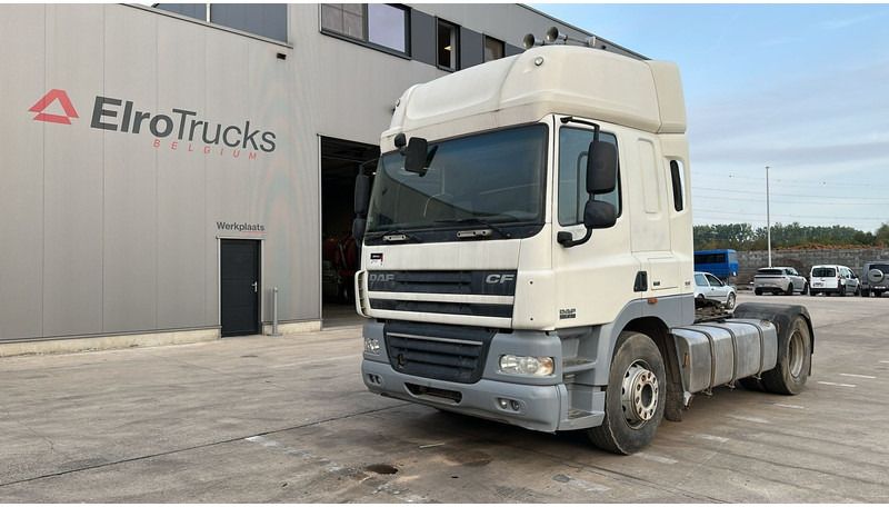 DAF 85 CF 410 (BOITE MANUELLE / MANUAL GEARBOX / GOOD CONDITION / BONNE ETAT) - Tracteur routier: photos 1 DAF 85 CF 410 (BOITE MANUELLE / MANUAL GEARBOX / GOOD CONDITION / BONNE ETAT) - Tracteur routier: photos 1
