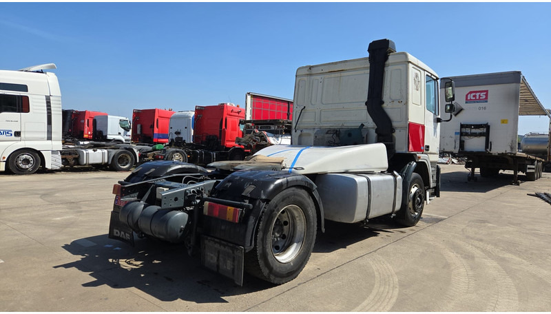 DAF 95 ATI 400 (EURO 2 / MANUAL PUMP / MANUAL GEARBOX / POMPE MANUELLE) - Tracteur routier: photos 4 DAF 95 ATI 400 (EURO 2 / MANUAL PUMP / MANUAL GEARBOX / POMPE MANUELLE) - Tracteur routier: photos 4